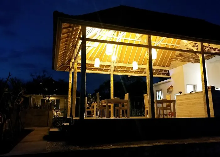 Lebaoh Nusa Lodge