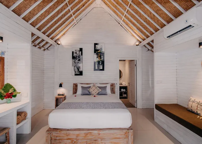 Lodge Lebaoh Nusa